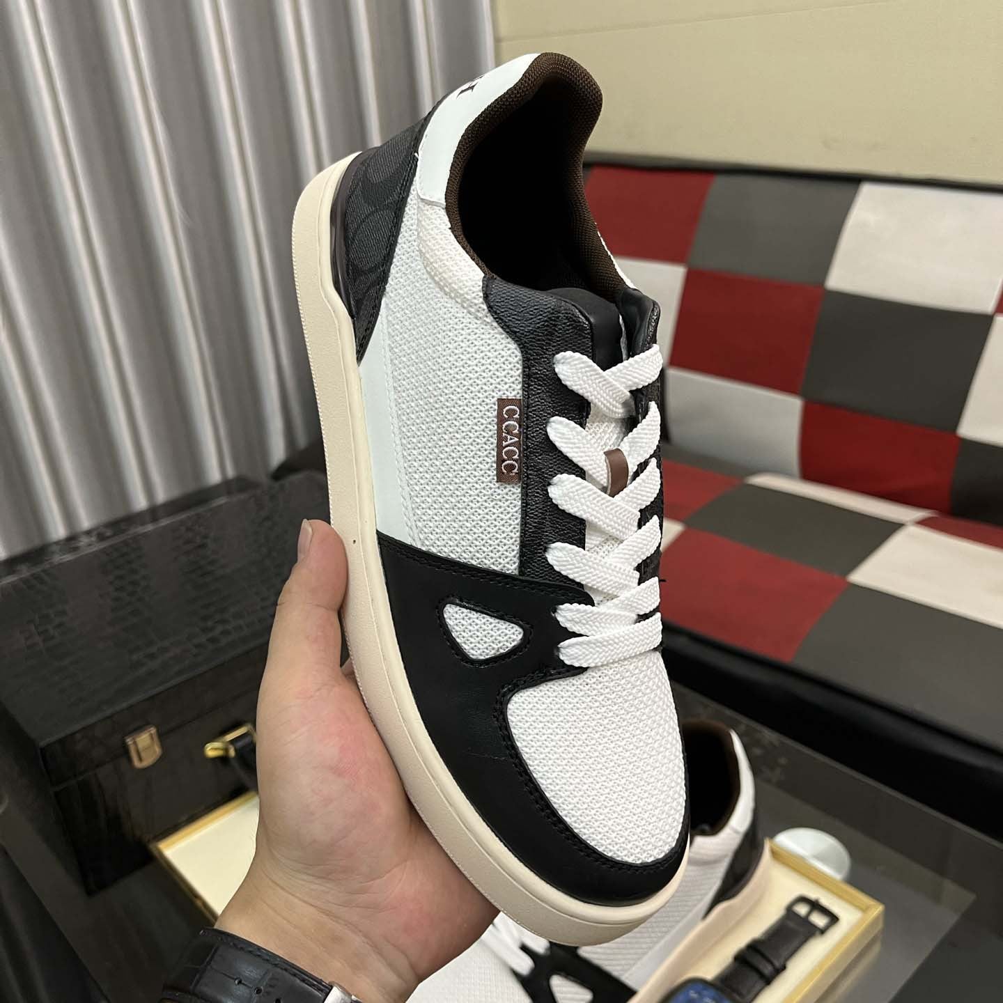 Damen Hochwertige Lifestyle Sneakers mit atmungsaktiver Mesh-Oberfläche und rutschfester Sohle R&B