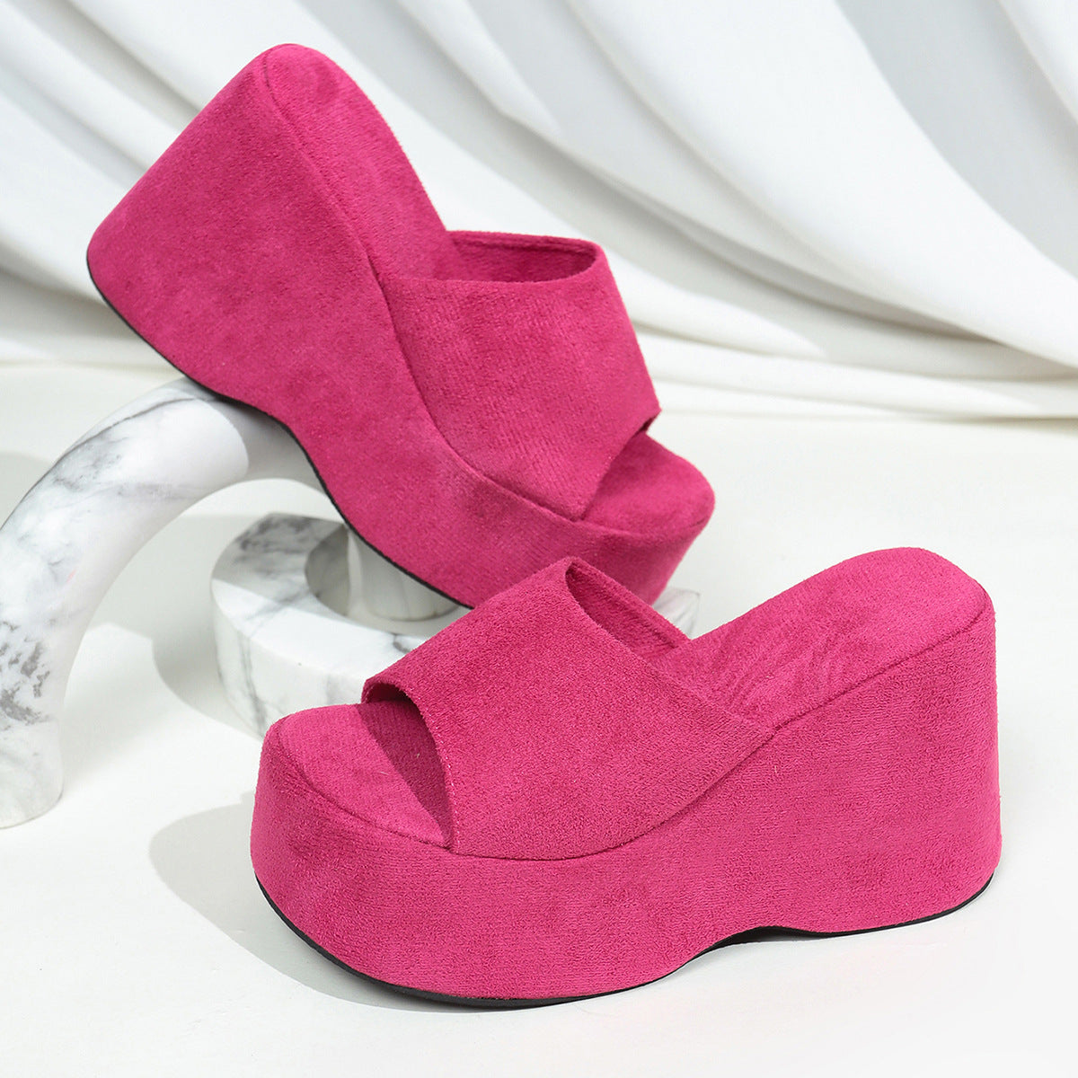 Damen Wedge-Sandalen mit modischem Plateau und geschlossenen Riemen R&B