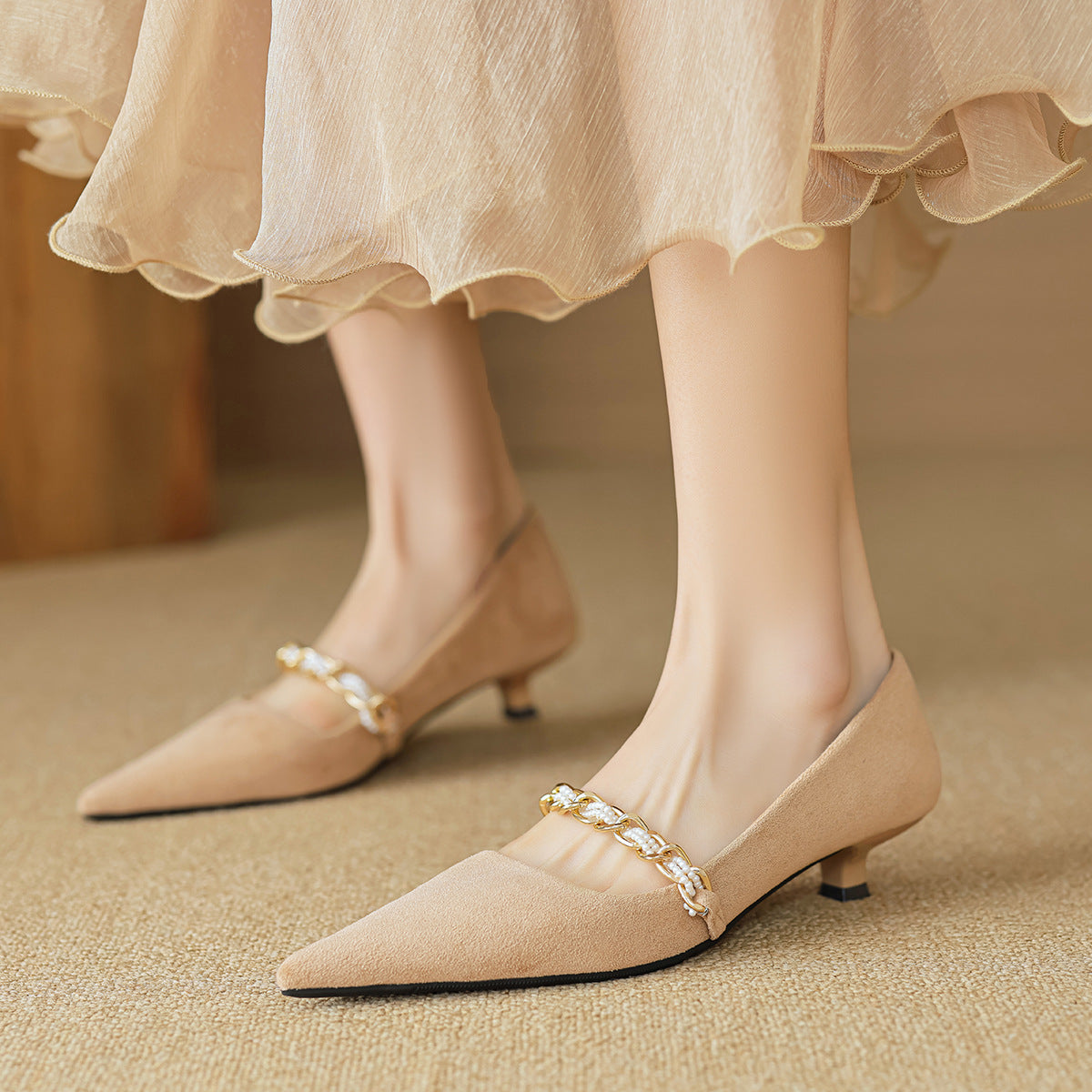 Damen elegante spitze Ballerinas mit modischer Kettenapplikation