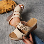 Damen Wedge-Sandalen mit floralem Dekor und ergonomischer Sohle R&B
