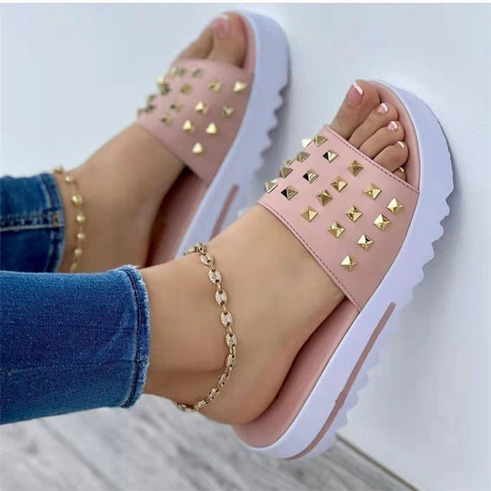 Damen nan Nieten-Pantolette mit gepolstertem Komfortfußbett und profiliertem Flatform-Absatz R&B