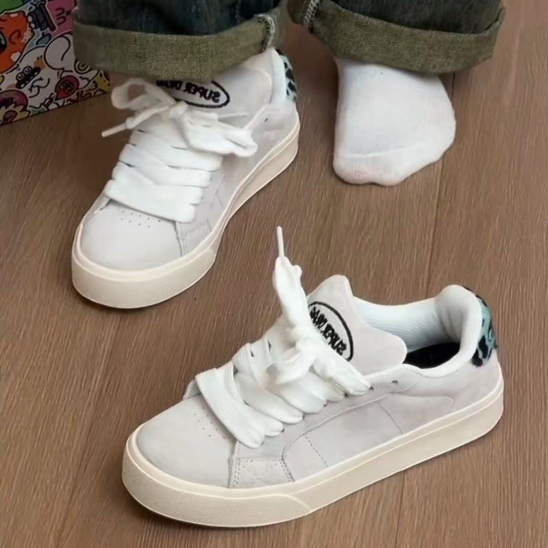 Damen Sneaker im sportlichen Retro-Design R&B