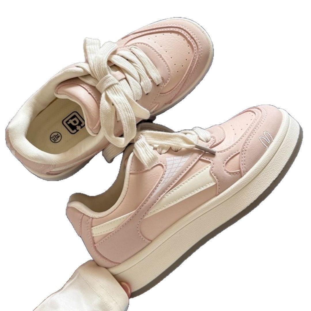 Damen Sneakers mit verspielt-nostalgischem Design