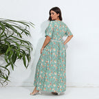 Damen Maxikleid mit floralem Design und V-Ausschnitt R&B