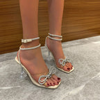 Damen Elegante High Heel Sandalen mit funkelndem Schleifen-Design und transparentem Absatz R&B