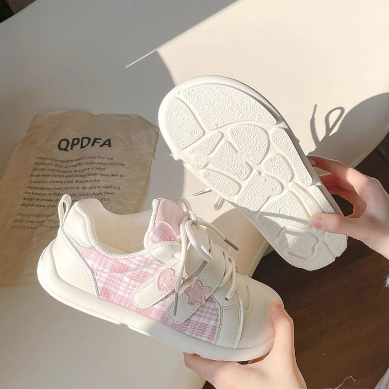 Damen Bequeme Sneaker mit praktischen Klettverschlüssen und atmungsaktiver Netzstruktur R&B