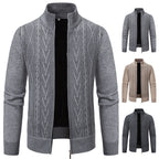 Herren Strickjacke mit modernem Zopfmuster und hohem Stehkragen R&B