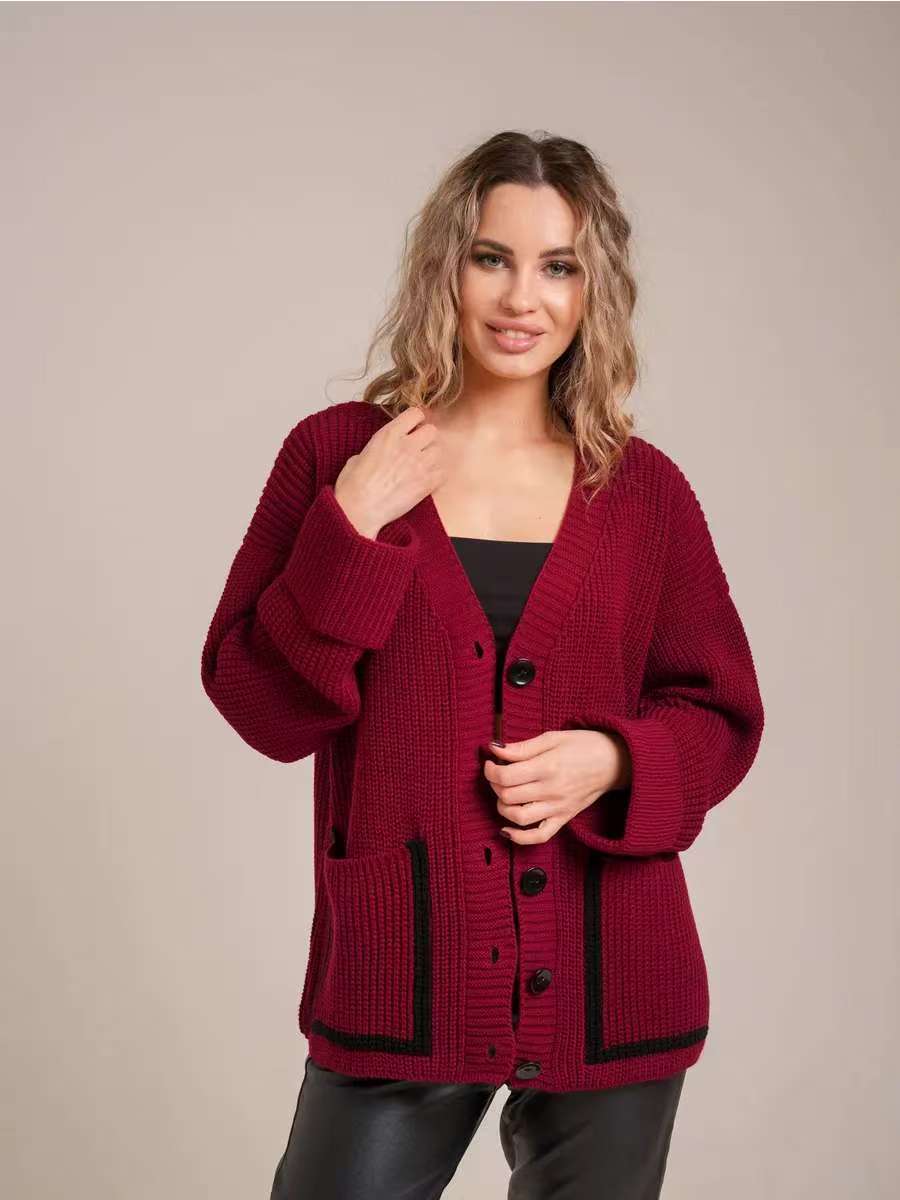 Damen lässiger Strickcardigan mit kontrastierenden Taschen und klassischen Knopfdetail R&B