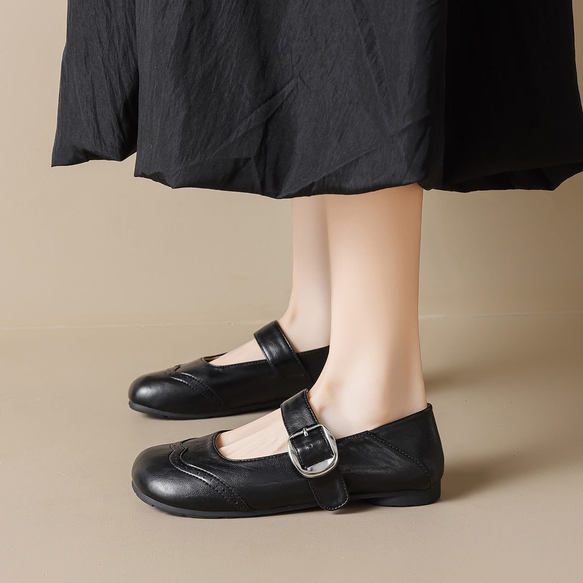 Damen Ballerinas mit verstellbarem Riemen und eleganter Schnalle