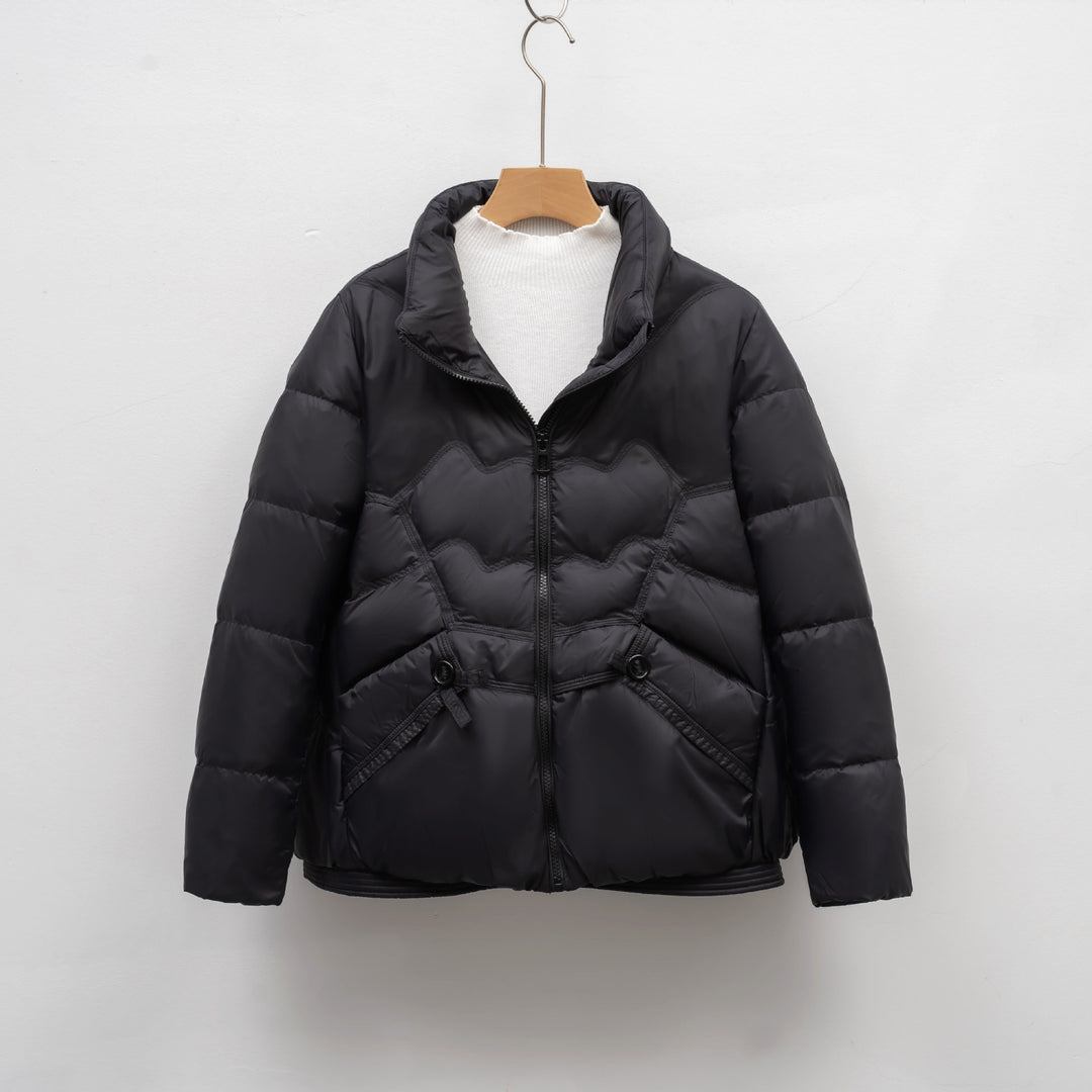Damen Steppjacke mit dekorativen Knopfdetails und hohem Kragen R&B