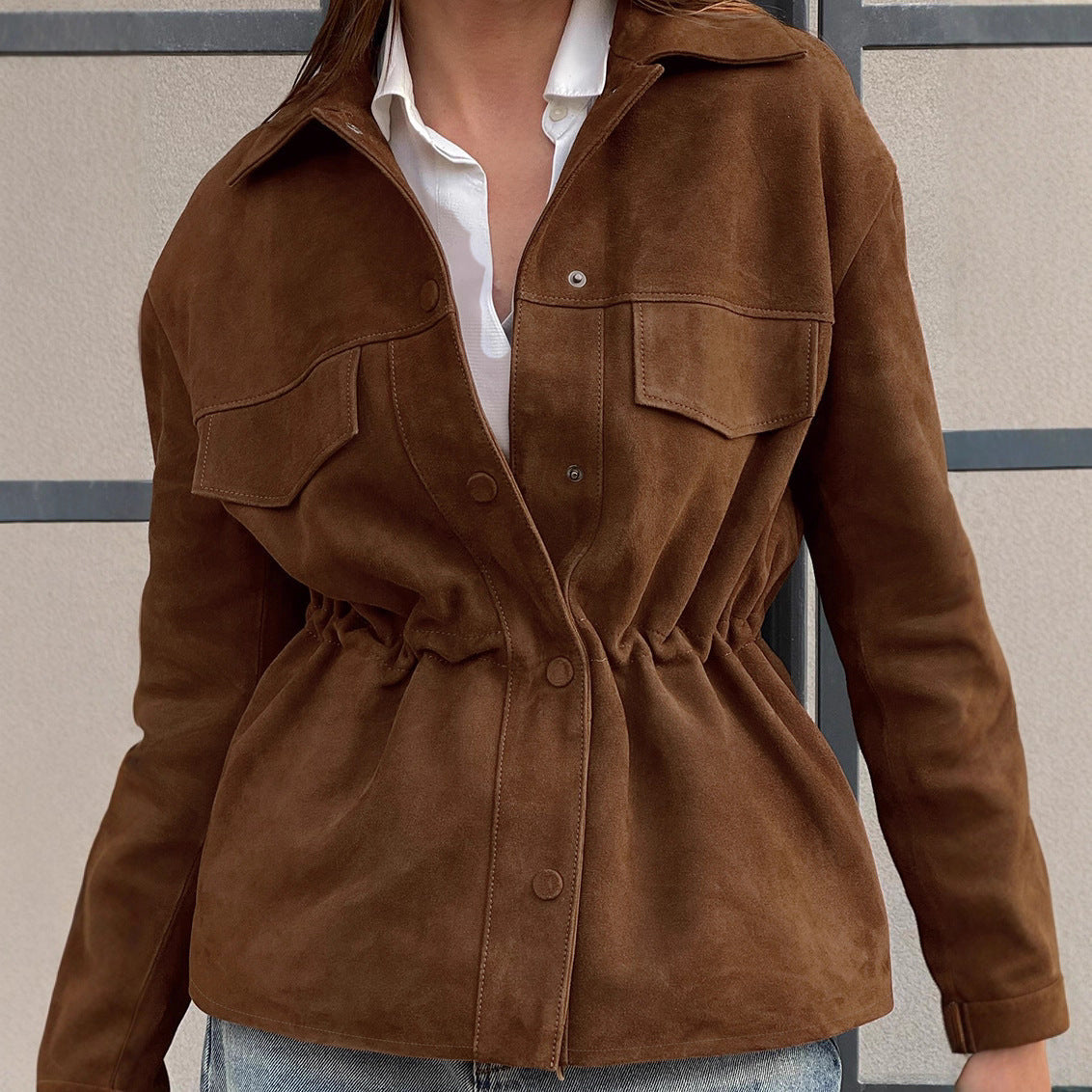Damen Modische Suede-Jacke mit Taillierung und praktischen Pattentaschen R&B