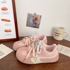 Damen Moderne Sneaker aus hochwertigem Wildleder und atmungsaktivem Obermaterial