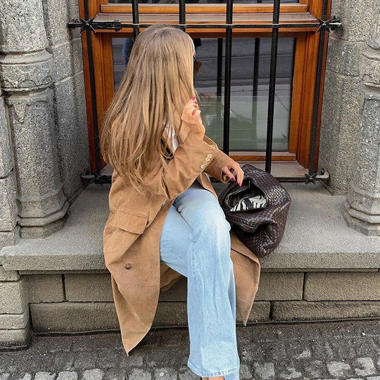 Damen Eleganter Wildleder-Trenchcoat mit doppelt geknöpftem Design R&B