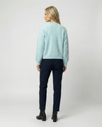 Damen flauschige Kurzstrickjacke im Angora-Optik mit Perlenknöpfen R&B