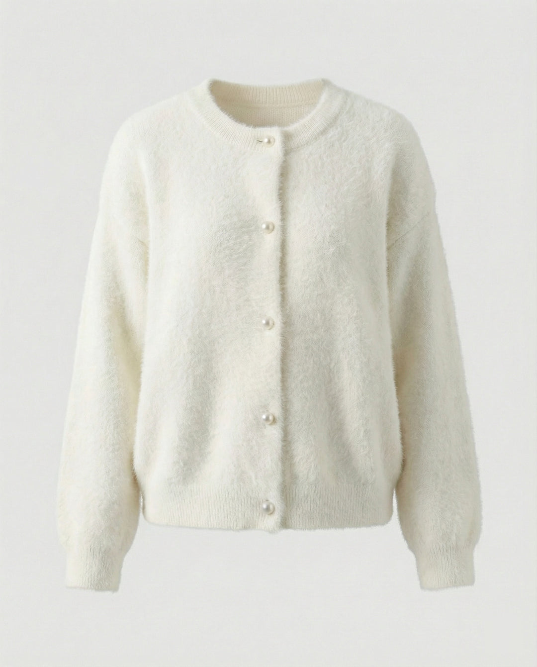 Damen flauschige Kurzstrickjacke im Angora-Optik mit Perlenknöpfen R&B