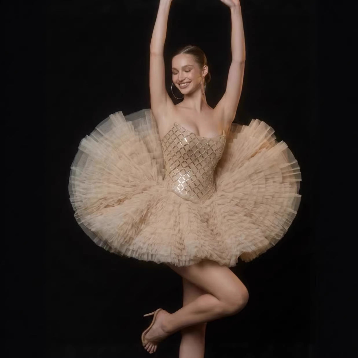 Damen Glamouröses Tüll-Cocktailkleid mit schimmerndem Oberteil R&B