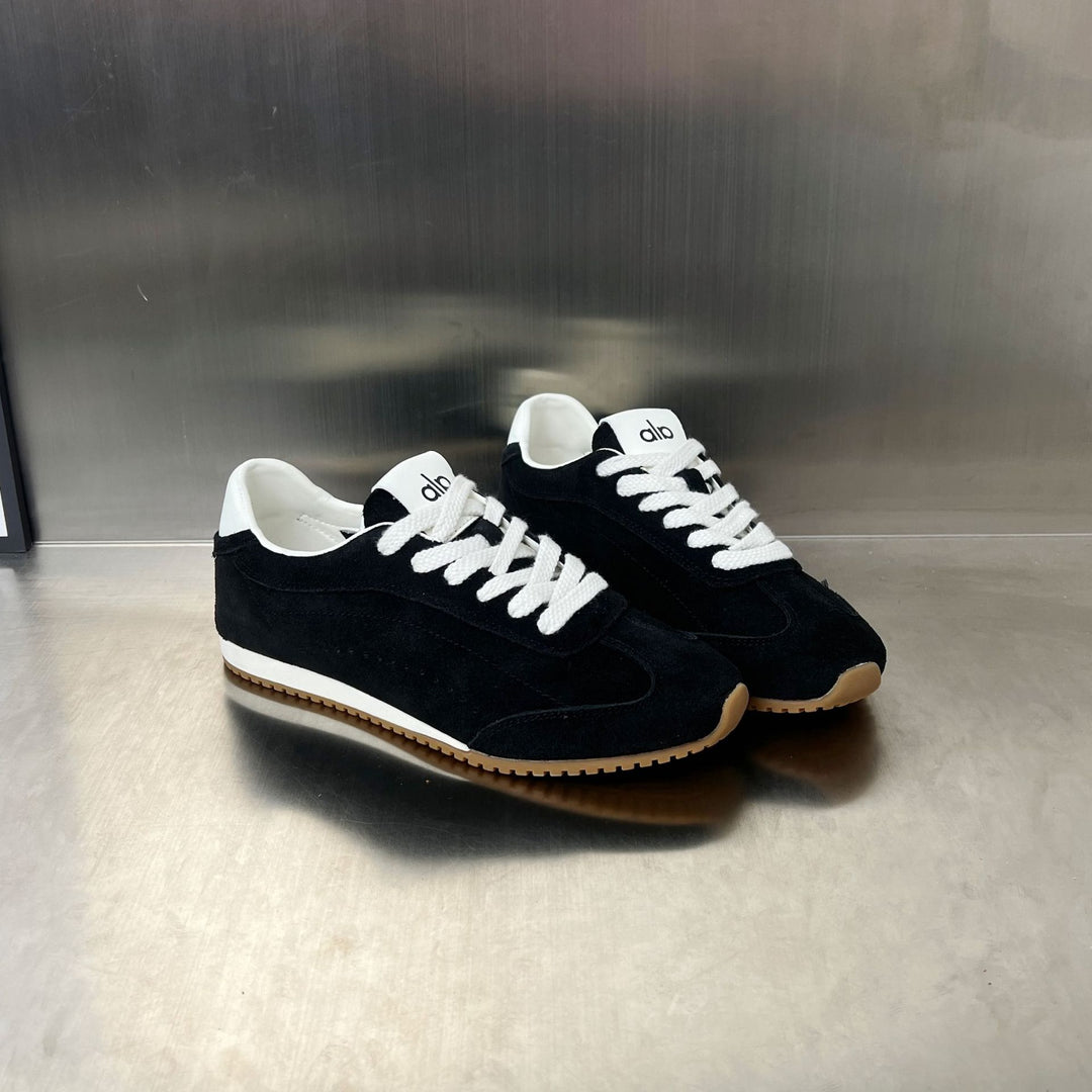 Damen Sportive Sneakers aus hochwertigem Wildleder mit rutschfester Sohle R&B