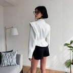 Damen Couture Blazer mit elegantem Kragen und Taillengürtel R&B