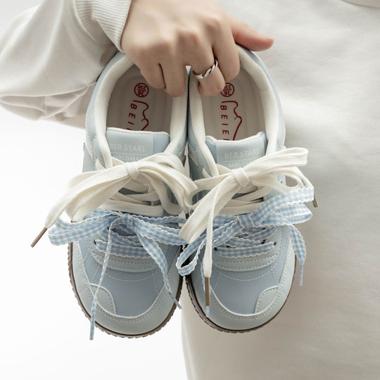 Damen Elegante und bequeme Sneakers mit innovativem Schnürsystem und atmungsaktiver Oberfläche R&B