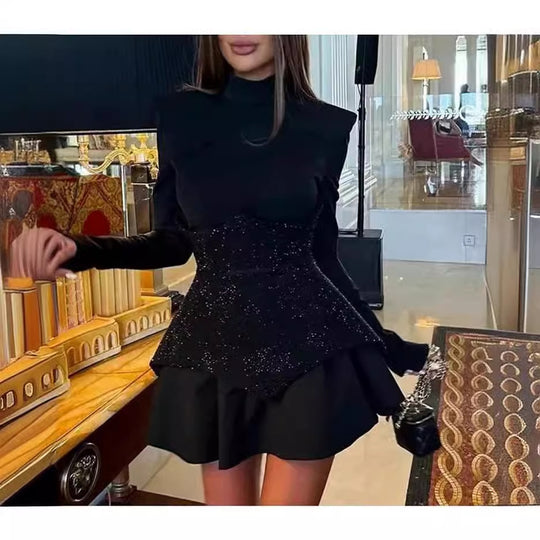 Damen Glamouröses Cocktailkleid mit strukturiertem Oberteil und voluminösem Rock R&B