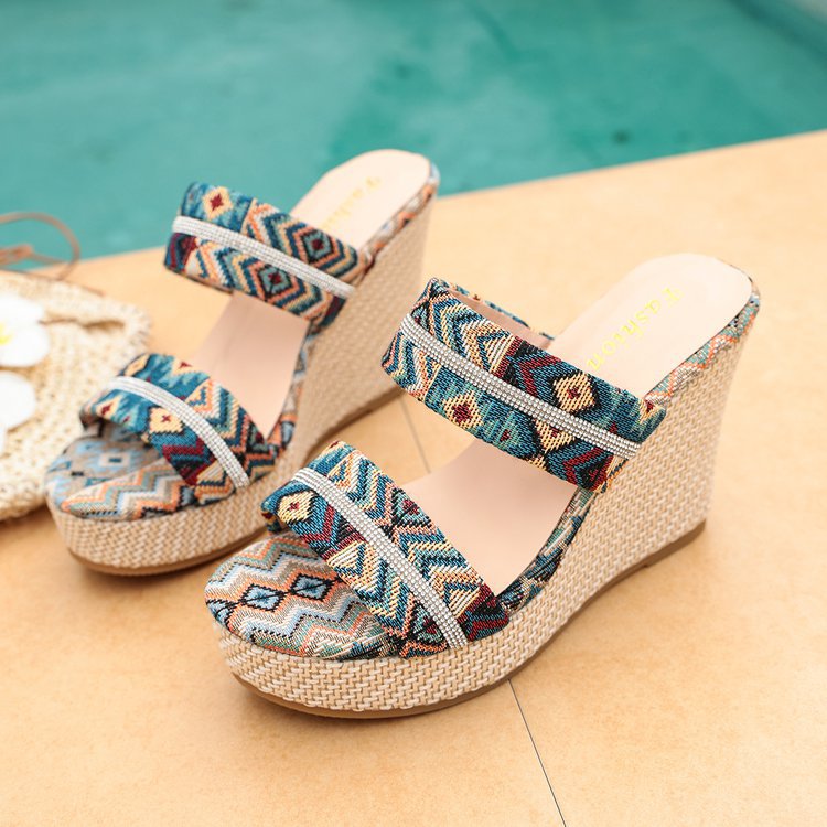 Damen Wedge-Pantoletten mit kunstvollem Ethno-Muster R&B