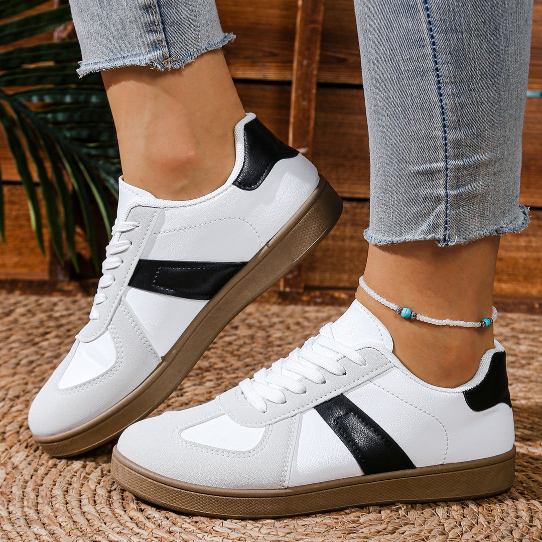 Damen Sneakers mit glänzenden Akzenten und bequemem Fußbett R&B