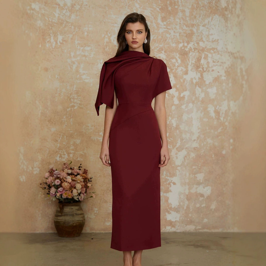 Damen Elegantes Abendkleid mit schulterfreiem Design und raffinierten Drapierungen R&B