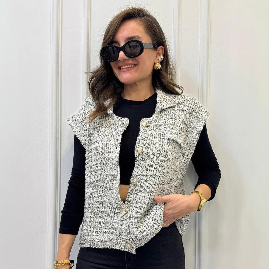 Damen ärmellose Jacke mit strukturiertem Stoff und praktischen Knopfdetails R&B