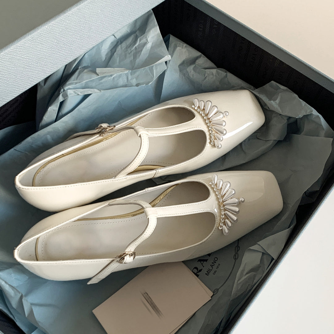 Damen Elegante und stilvolle Ballerinas mit Perlenapplikation R&B