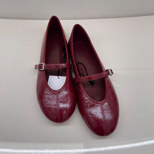 Damen Ballerinas mit elegantem Riemchenverschluss und glänzendem Obermaterial R&B