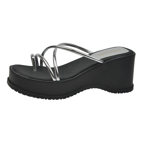 Damen Plateausandalen mit trendigen Riemen R&B