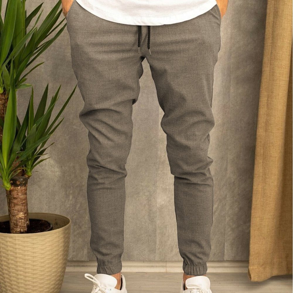 Herren Slim-Fit Jogginghose mit elastischem Bund und praktischen Seitenklapptaschen R&B