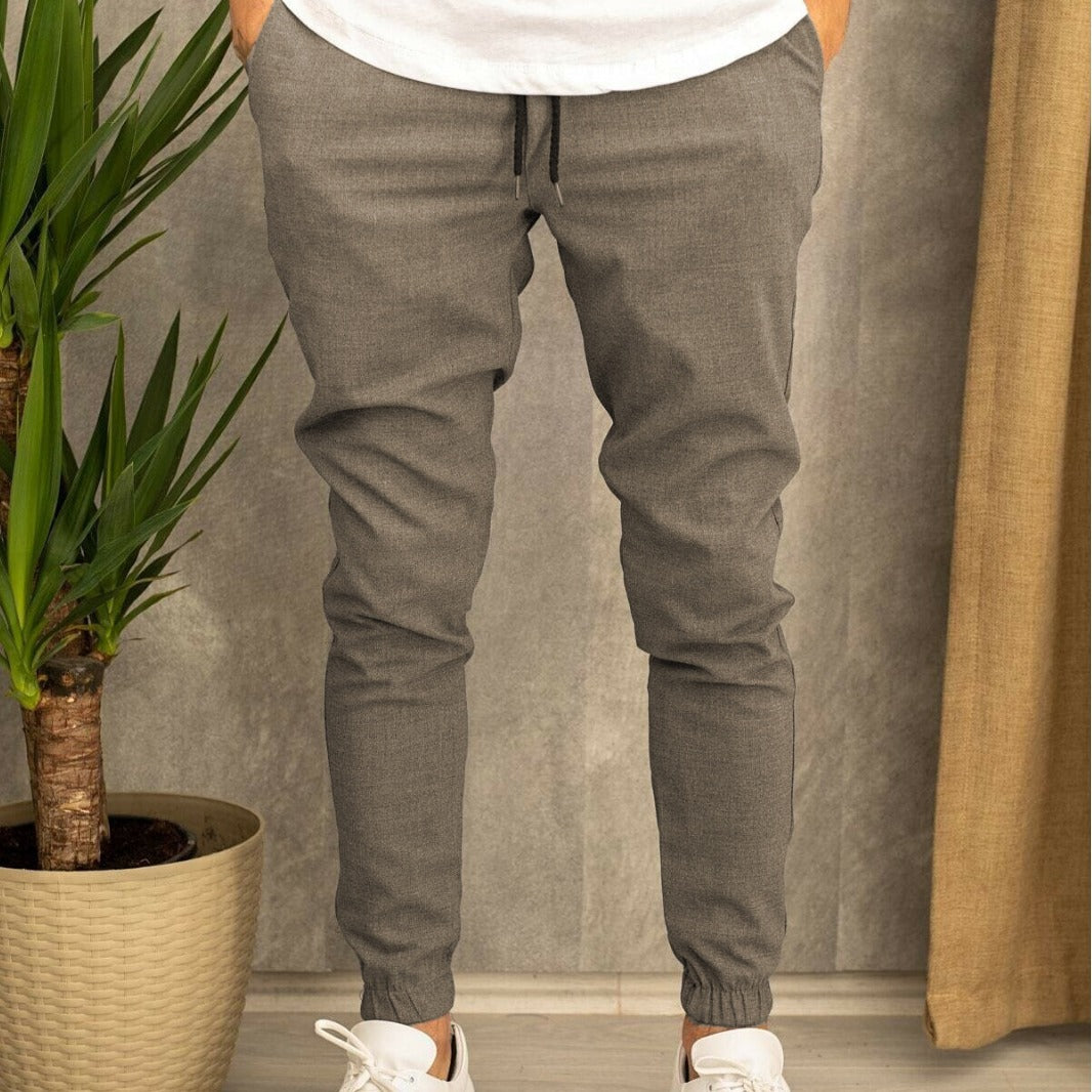 Herren Slim-Fit Jogginghose mit elastischem Bund und praktischen Seitenklapptaschen R&B