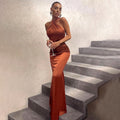 R&B | Einfarbiges ärmelloses Fischschwanzkleid zum Aufhängen am Hals