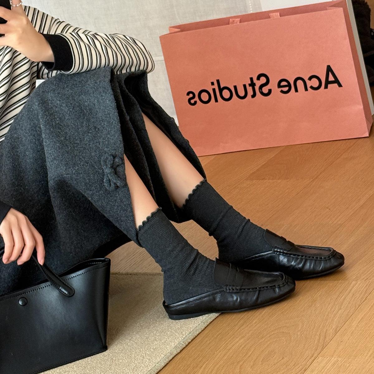 Damen Mokassins aus hochwertigem Leder mit elegantem Riemendesign