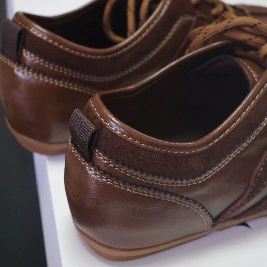 Damen Sportliche Lederfreizeitschuhe mit flexiblem Schnürsystem R&B