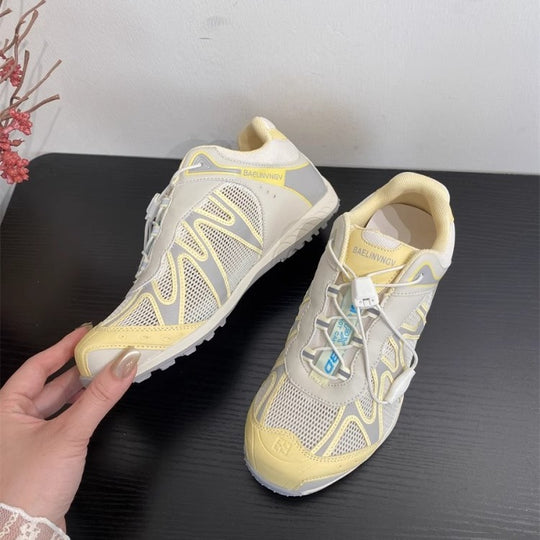 Damen athletische Laufschuhe mit atmungsaktiver Mesh-Oberfläche und innovativem Schnürsystem R&B