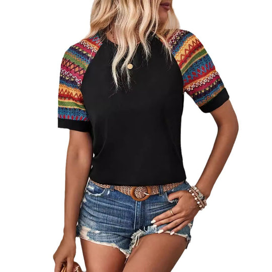Damen T-Shirt mit bunten Ethno-Ärmeln und lässigem Schnitt R&B