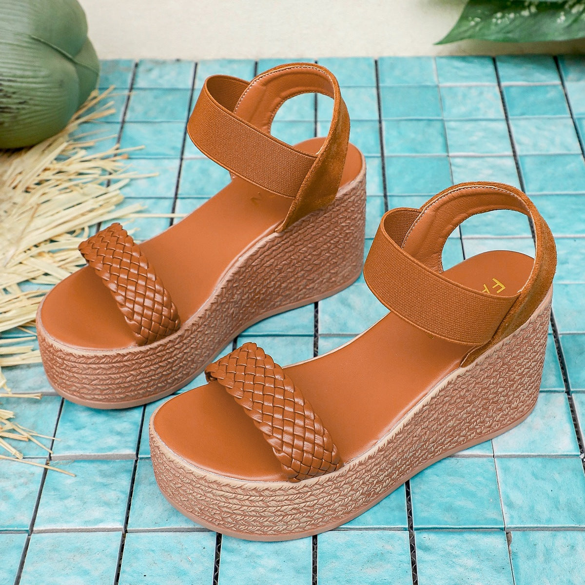 Damen Wedge-Sandalen mit geflochtenem Riemen und elastischem Knöchelriemen