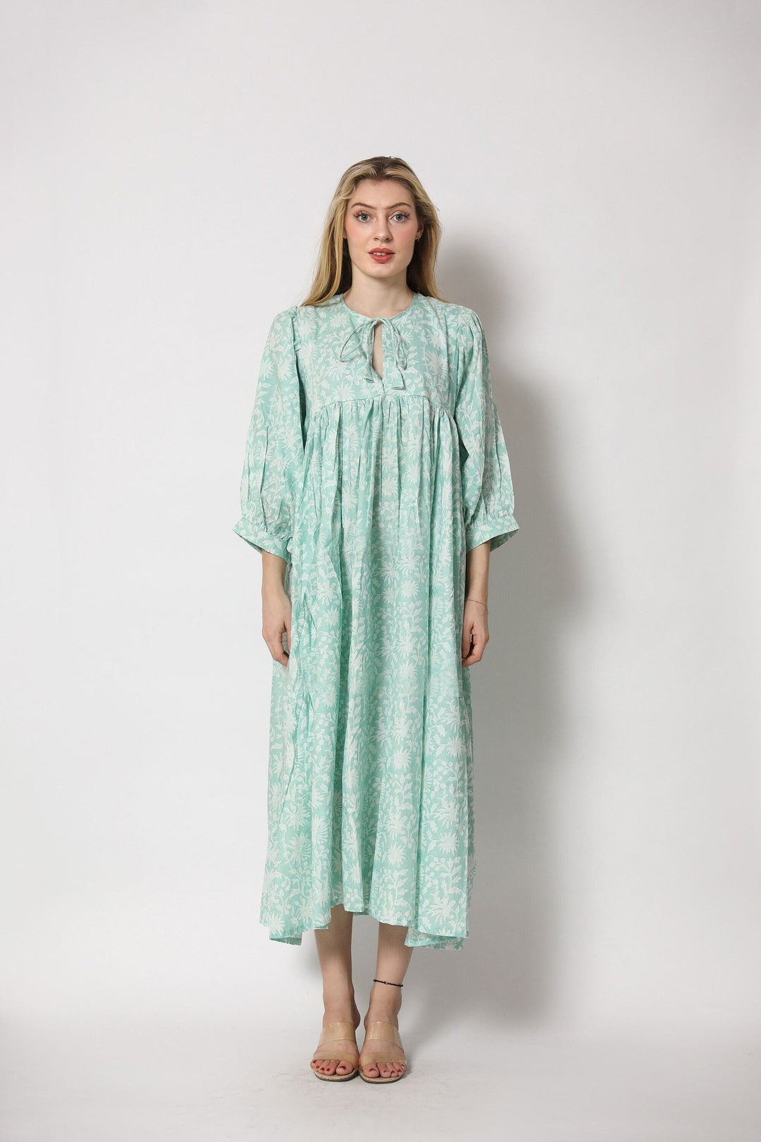 Damen Maxi-Kleid mit voluminösen Ärmeln und raffiniertem Bindungsdetail R&B