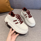 Damen Plattform Sneakers mit verstärkter Dämpfung und sportlichem Design