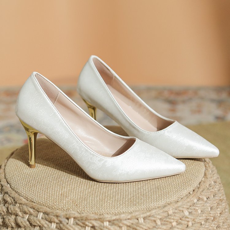 Damen elegante Pumps mit glänzendem Goldabsatz R&B