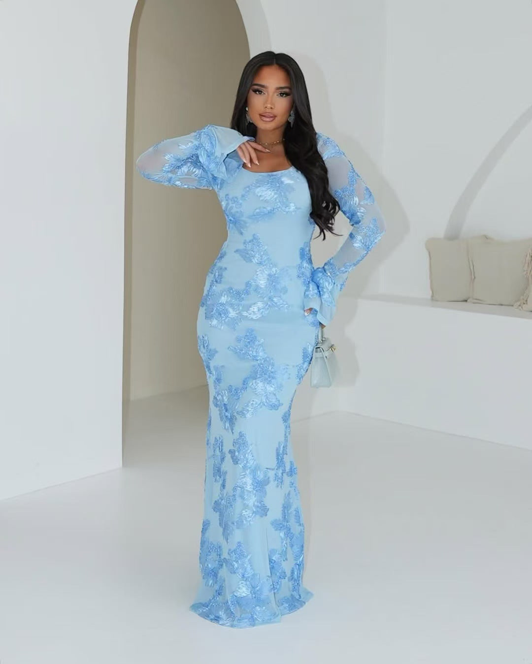 Damen Elegantes Maxikleid mit transparenter Spitze und floralen Applikationen R&B