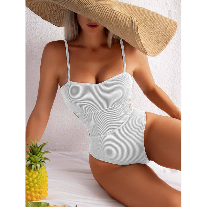 Damen Einteiler Badeanzug mit elegantem Rippendesign und figurschmeichelnder Silhouette R&B