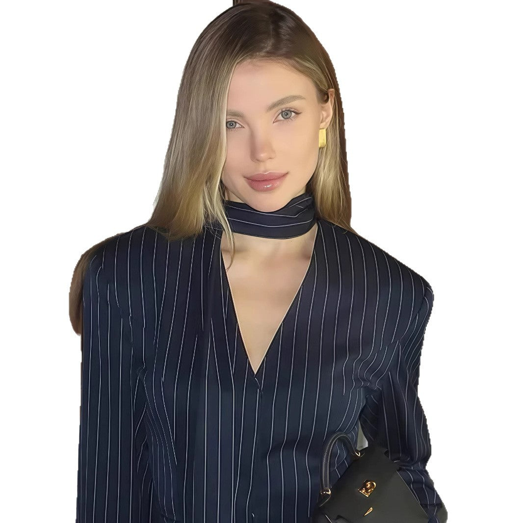 Damen Elegante gestreifte Bluse mit schmeichelndem V-Ausschnitt und schmalem Gürtel R&B