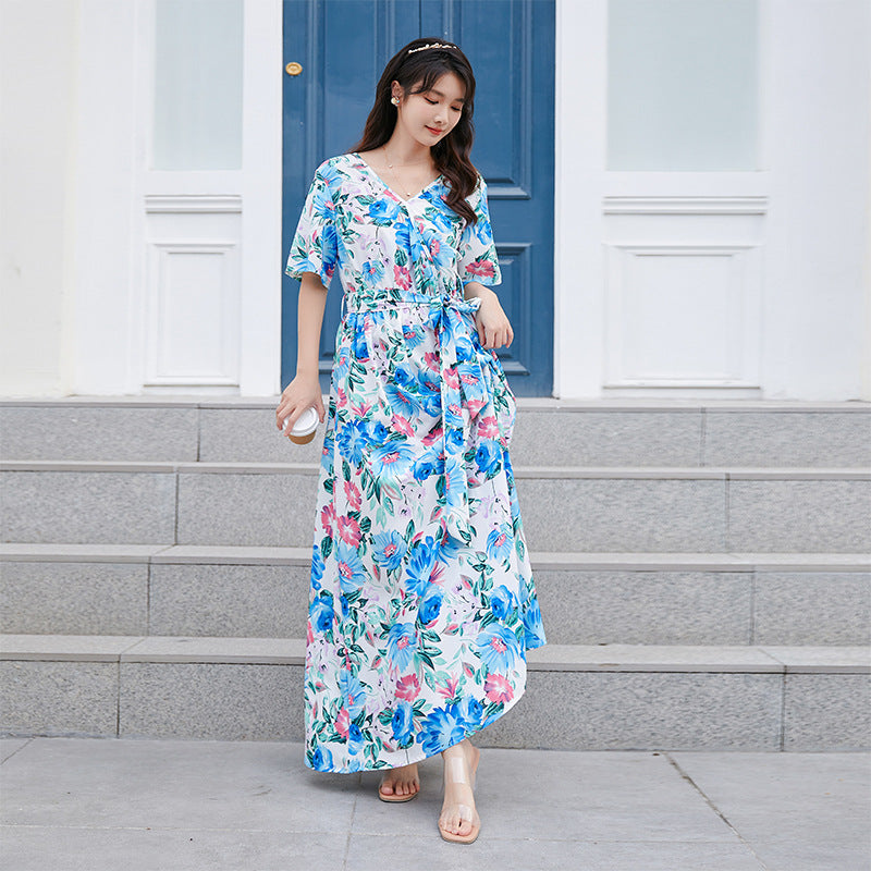 Damen Maxikleid mit eleganter Taille und floralen Akzenten R&B