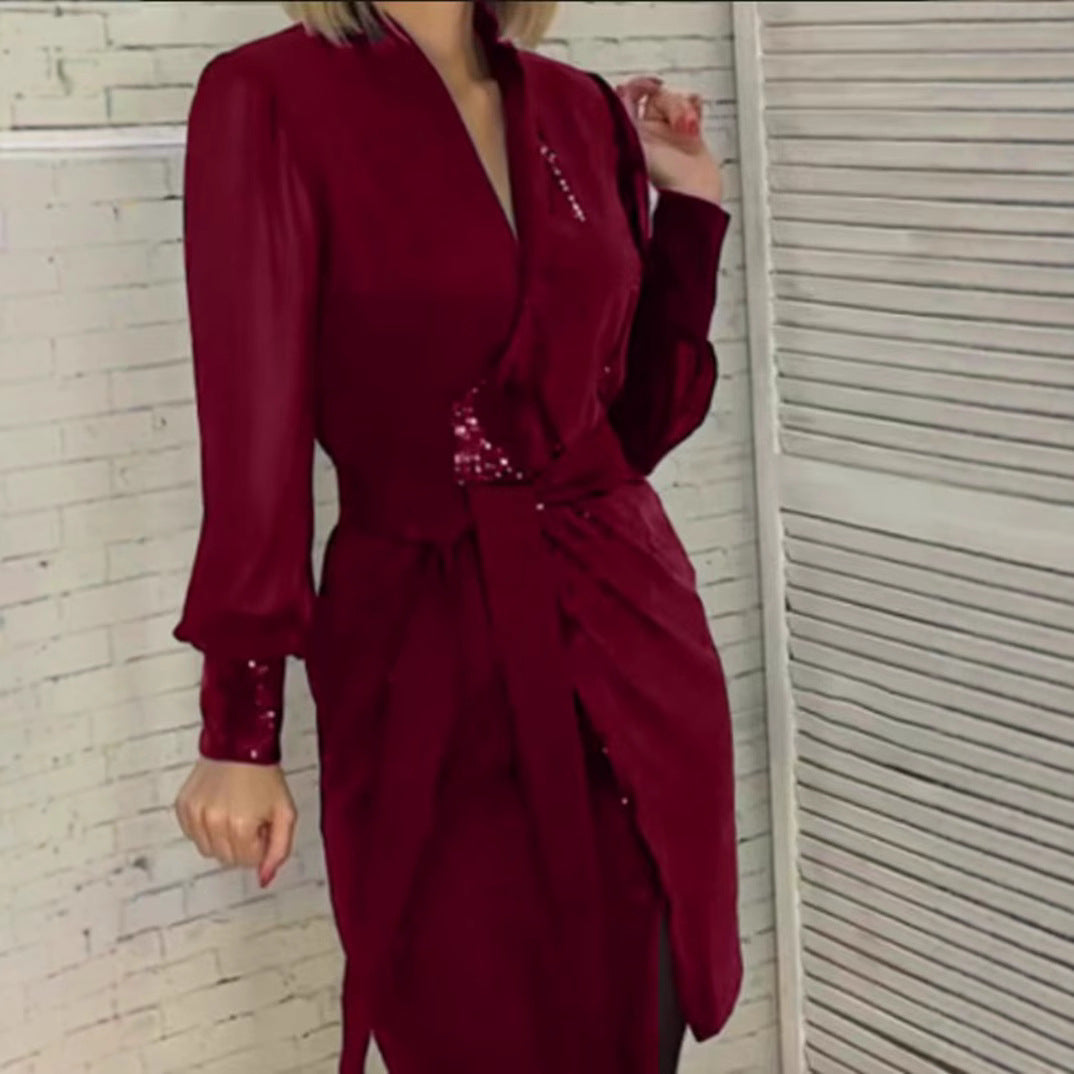 Damen nan tailliertes Wickelkleid mit semitransparenten Puffärmeln, dezentem Paillettenbesatz und Bindegürtel R&B