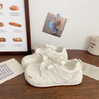 Damen Komfortable Sneakers mit verspieltem Schnürdesign