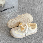 Damen Sneakers mit verspieltem Rüschendetail und rutschfester Sohle