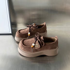 Damen Mokassin-Sneaker mit bequemer Plateau-Sohle und dekorativem Schnürsystem R&B